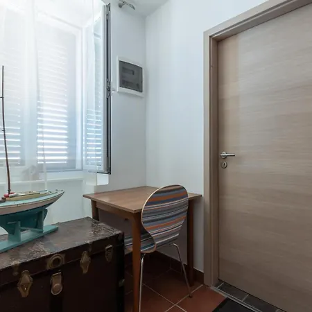 Apartman Alina With Sea View *