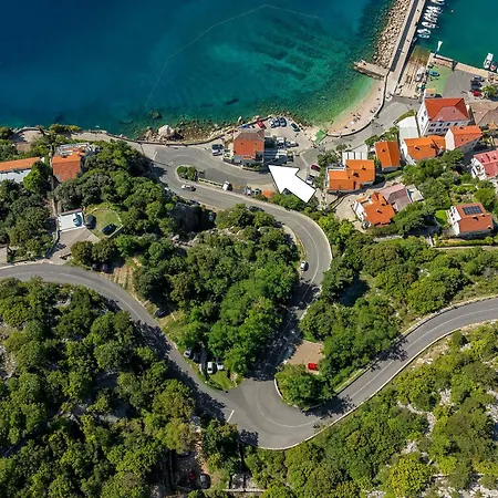 Alina With Sea View Apartman